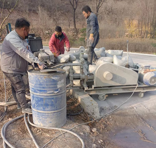 万山路面下沉注浆